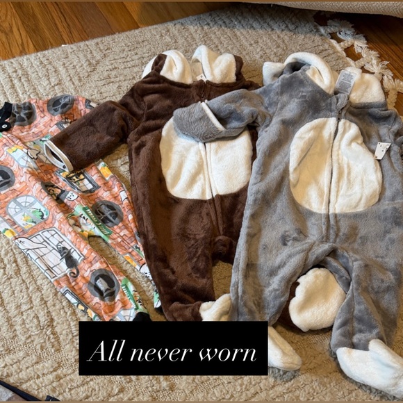 Mixed Clothing Bundle - Picture 6 of 11